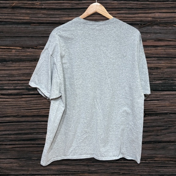 Gildan Graphic Tee - Picture 2 of 4